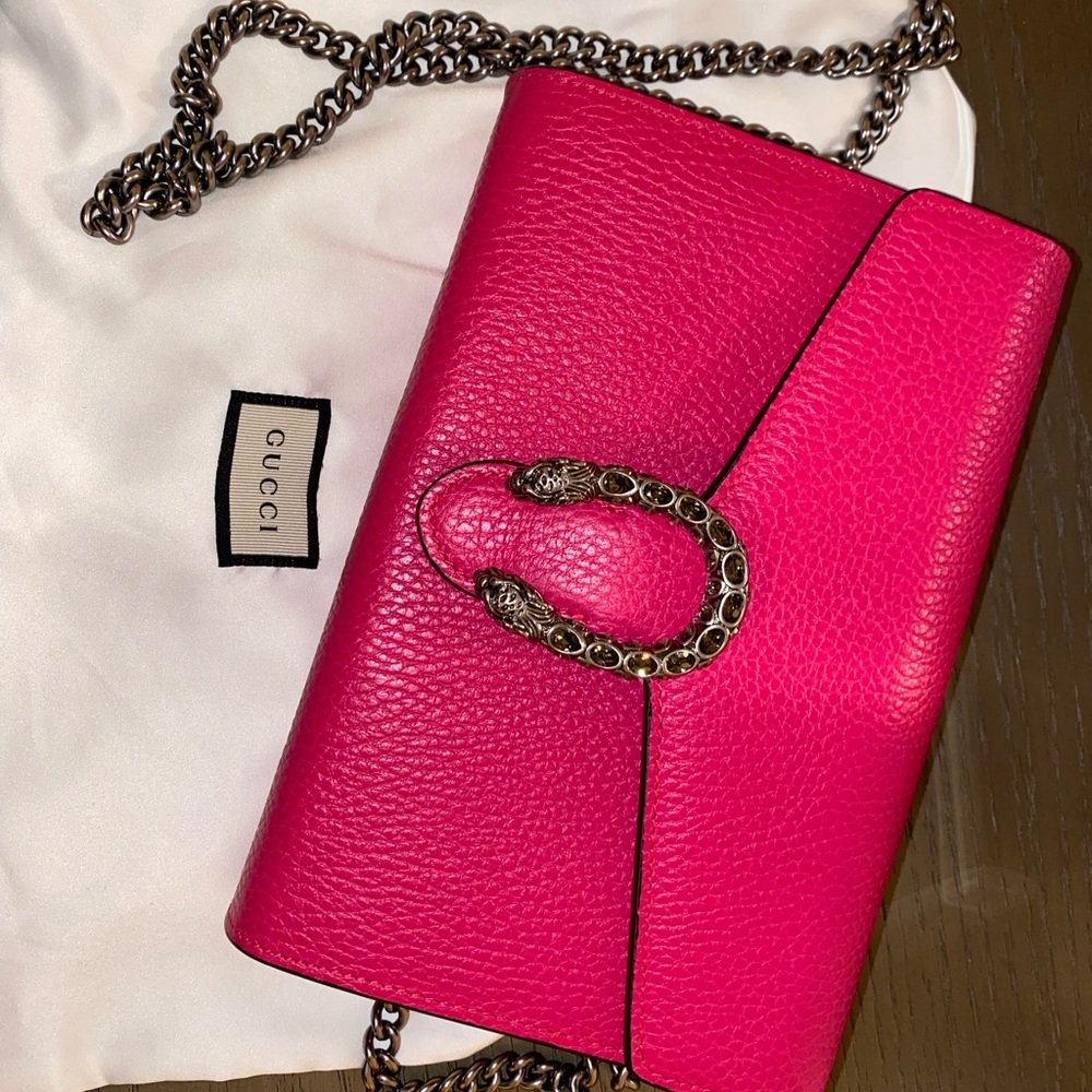 COPY - Authentic rare Gucci hot pink wallet on chain